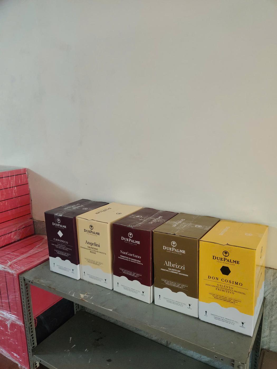 SuperVines giao rượu vang tận tay khách hàng — chuyến hàng 79